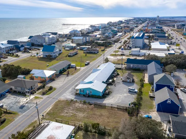 323 N Topsail Dr, Holly Ridge, NC