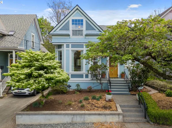 630 SE 33rd Ave, Portland, OR 97214