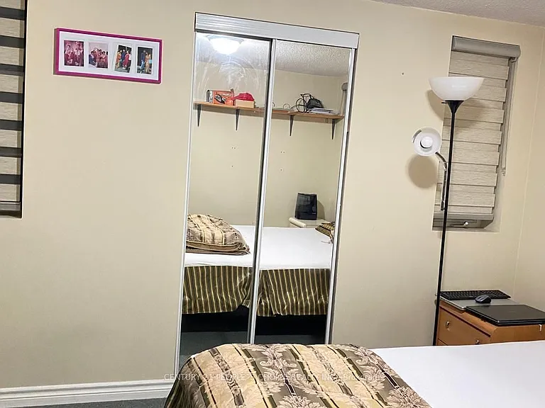 854 Knotty Pine Grv #LOWER — Photo 6