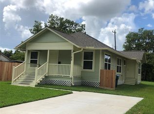 1122 3rd St, Rosenberg, TX 77471