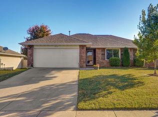 3876 W Overland St, Springfield, MO 65807