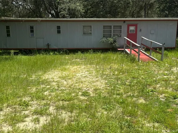 17125 NE 37th Ln, Silver Springs, FL 34488