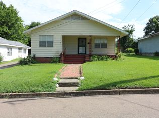 1005 E 1st St, El Dorado, AR 71730