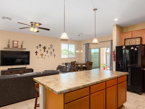 4th image of 6111 W Laurie Ln