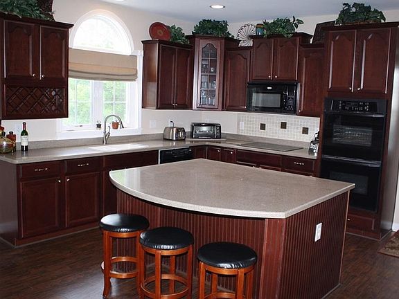 5th image of 2533 Heathermoor Park Dr N