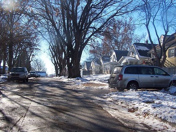 5th image of 6224 S 36th Ave
