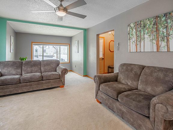 3rd image of 217 7th St N