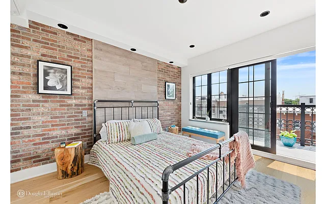 Sold by Douglas Elliman | media 18