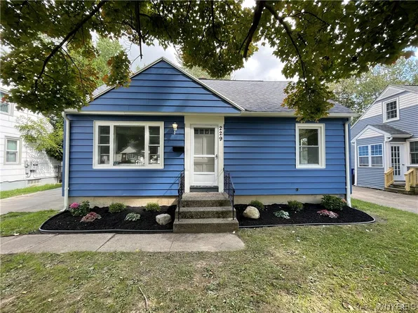 229 Chamberlin Dr, Buffalo, NY 14210