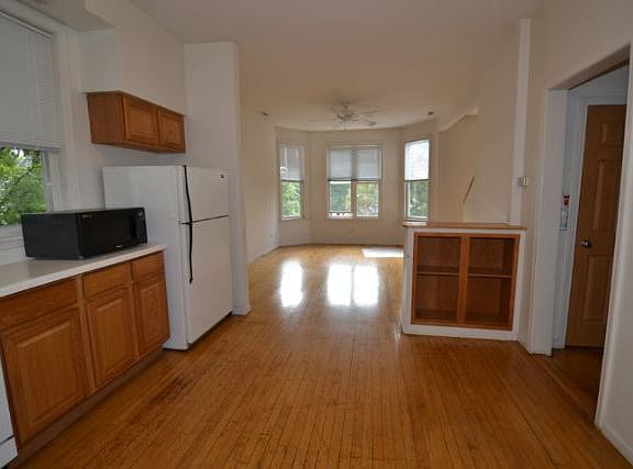 5th image of 3301 N Hoyne Ave APT 2F