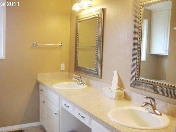 201 Harvey Ave., Eugene