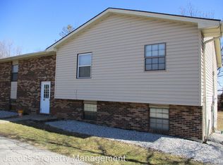 460 NE Park Ln APT C, Columbia, MO 65201