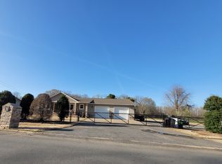 904 Trammel Rd, North Little Rock, AR 72117