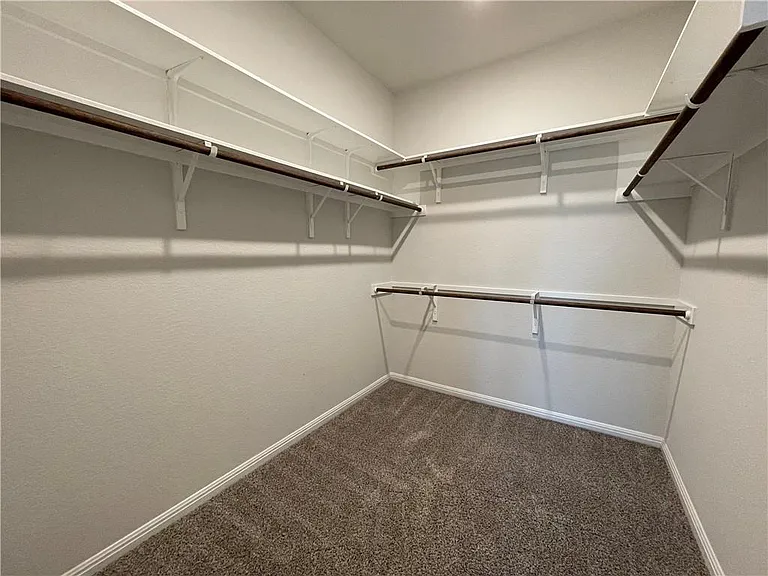 314 Dipprey Ln — Photo 8