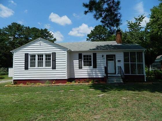 1st image of 21312 Jackson St