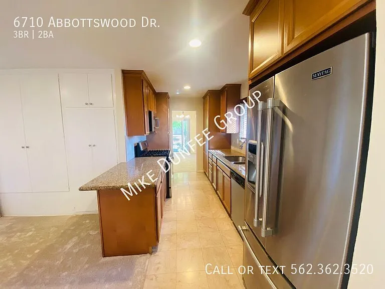 6710 Abbottswood Dr — Photo 4