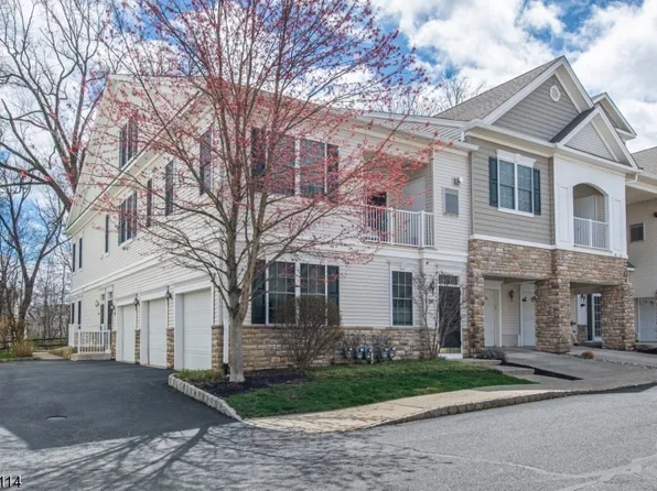 601 Brook Hollow Dr, Hanover Twp., NJ 07981