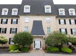 1931 King James Pkwy APT 125, Westlake, OH 44145