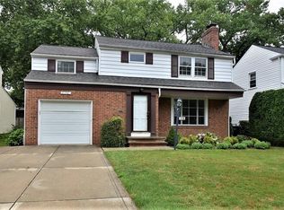 2136 Campus Rd, Beachwood, OH 44122
