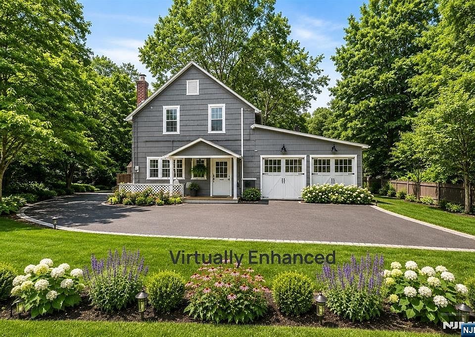 1st image of 321 Glen Avenue