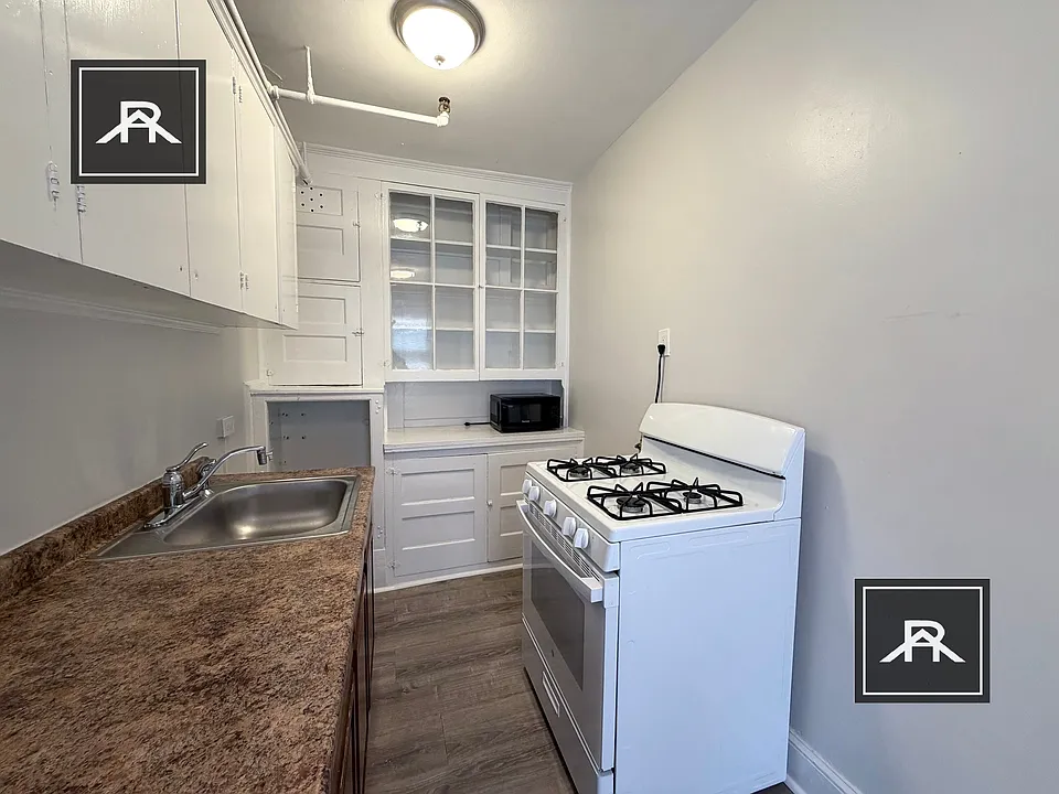 1625 Commonwealth Ave #34