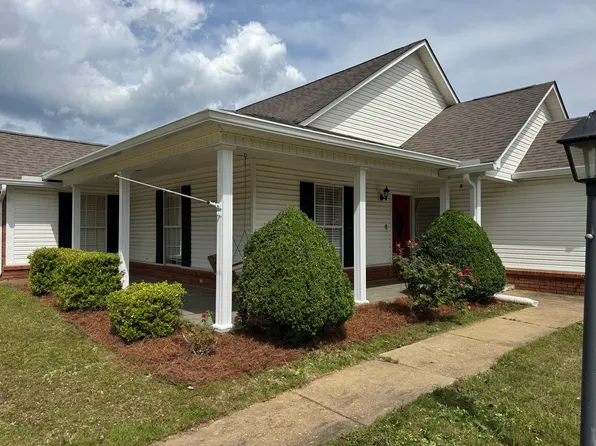 222 Powers Dr, Oxford, MS 38655