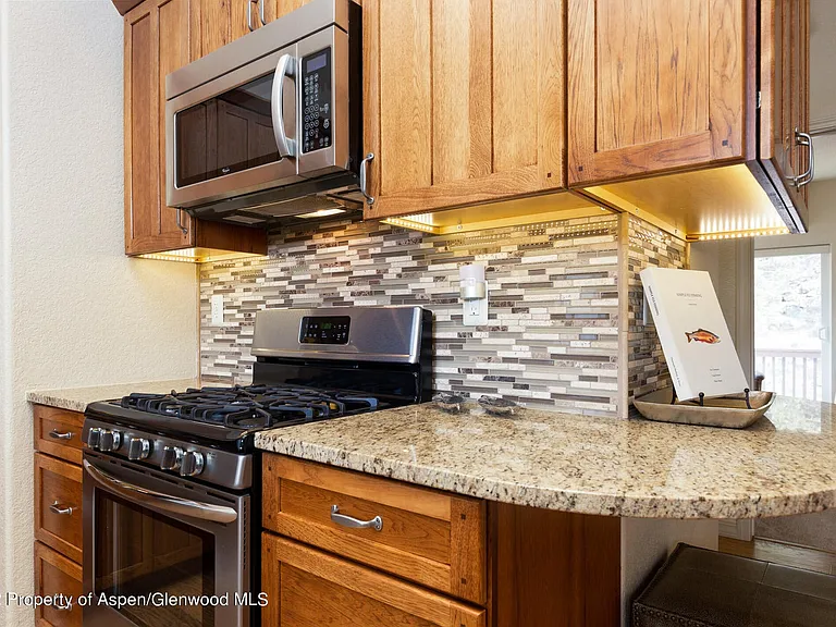 13 Pine Ridge Rd #13 — Photo 14
