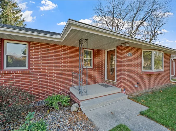 510 Pennsylvania St, Carlisle, IA 50047