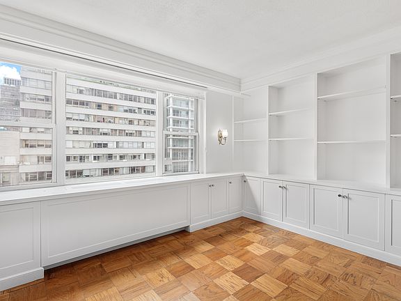 5th image of 220 E 60th St APT 10F