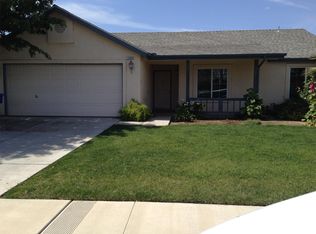 1390 Payne Dr, Hanford, CA 93230