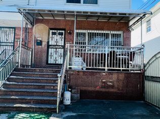 4552 Burling St, Flushing, NY 11355
