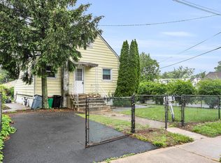 203 Orchard St, Keyport, NJ 07735