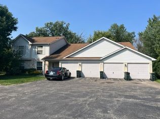 994 N Village Dr UNIT 2, Round Lake Beach, IL 60073