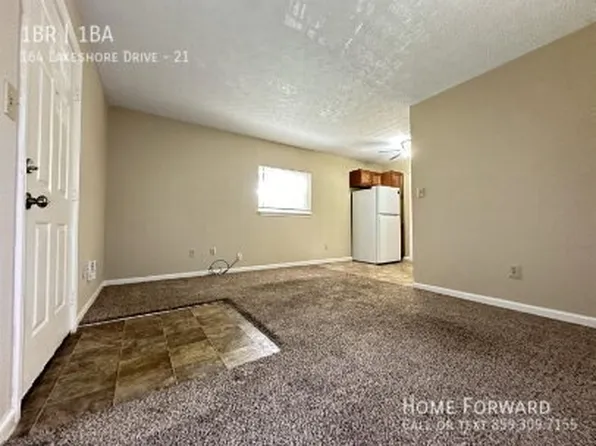 164 Lakeshore Dr APT 21, Lexington, KY 40502