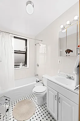 Rented by REAL New York | media 12