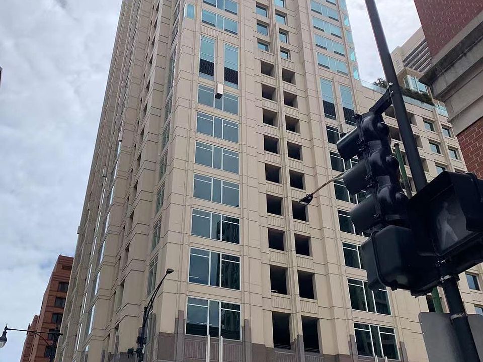 1st image of 33 W Ontario St APT 16