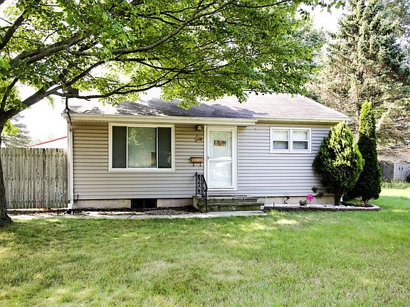 1135 frisbie boulevard-102