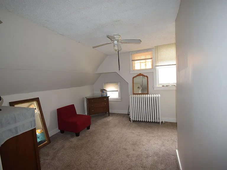 27 Reservoir Ave — Photo 9