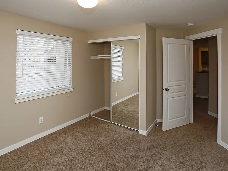 Commons at Avalon Park Apartments — Photo 29