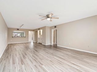 3200 Twin Lakes Ter #102, Fort Pierce, FL 34950