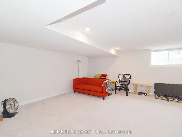 63 Natare Pl — Photo 23