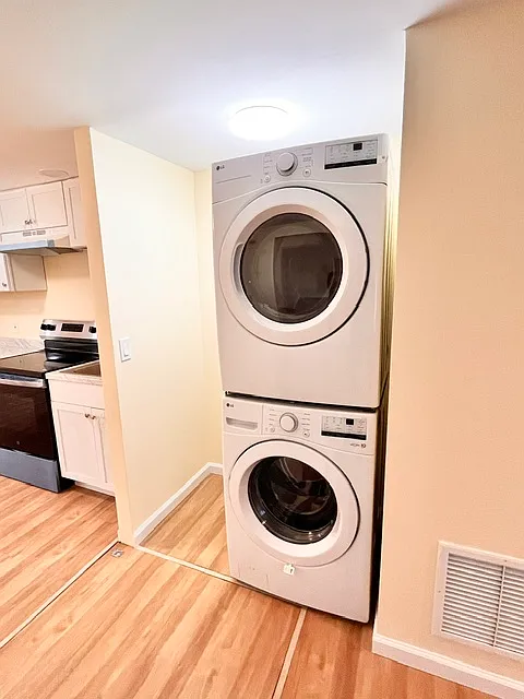 Studio, 640 sqft, $1,650 — Photo 4