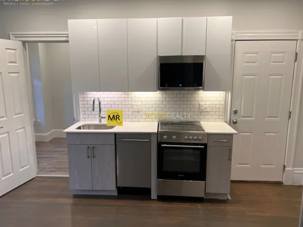 225 Newbury St, Boston, MA