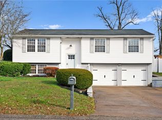 1877 George Cir, North Huntingdon, PA 15642