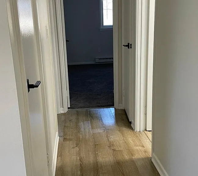 Robin Hood Apartments — Photo 23