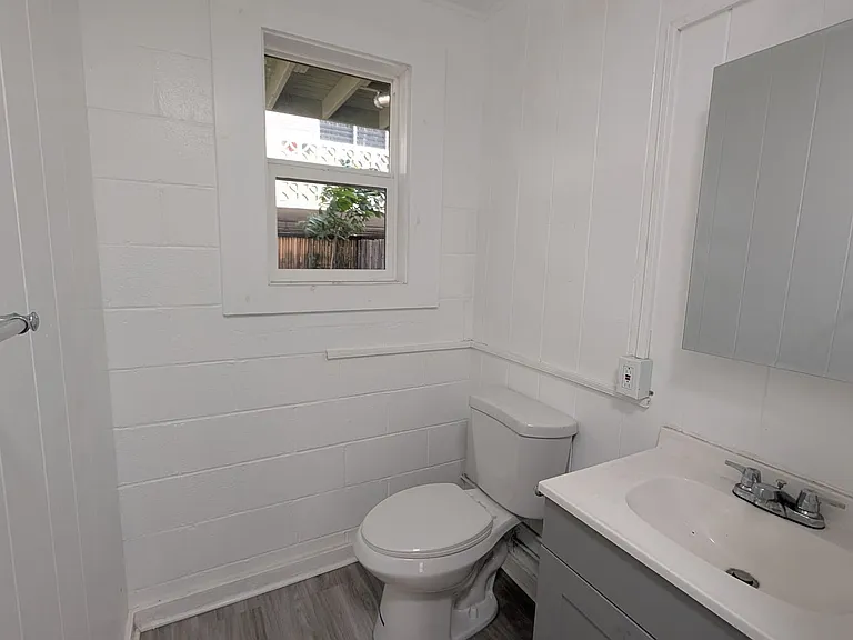 718 Kamuela Ave — Photo 8
