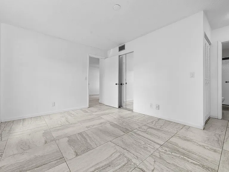 811 Salem Ln — Photo 20
