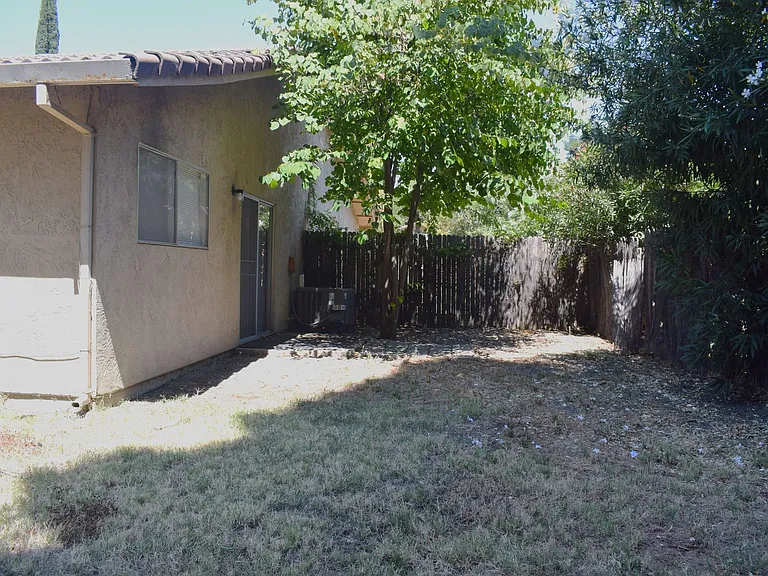 5606 Passero Way — Photo 16