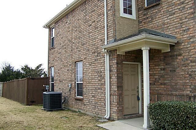 1st image of 5860 Clearwater Dr