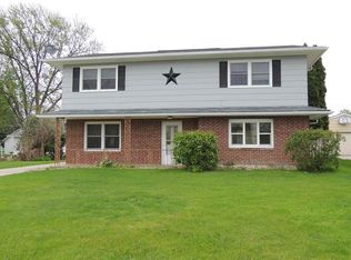 2515 Gloria Dr, Waterloo, IA 50701